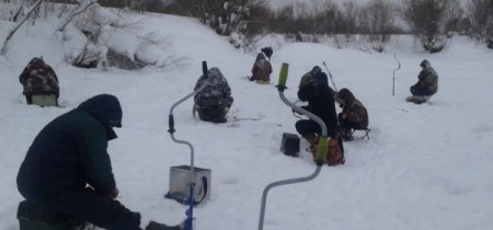 Где поймать трофей зимой: секреты рыбалки в Коми, лучшие базы и правила ловли