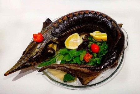 Как вкусно запечь осетра: лучшие рецепты с фото и секреты рыбака