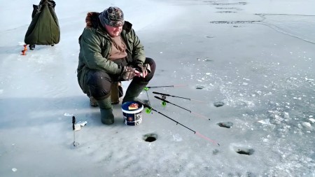 Следы на льду расскажут всё: где искать рыбу на водоёме