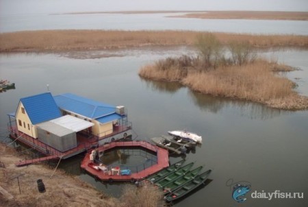 Плавучая гостиница "Брандвахта"