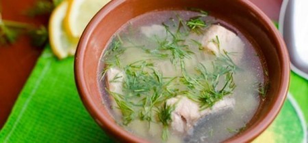 Как сварить идеальную уху из головы и хвоста семги: секреты вкуса и простые рецепты