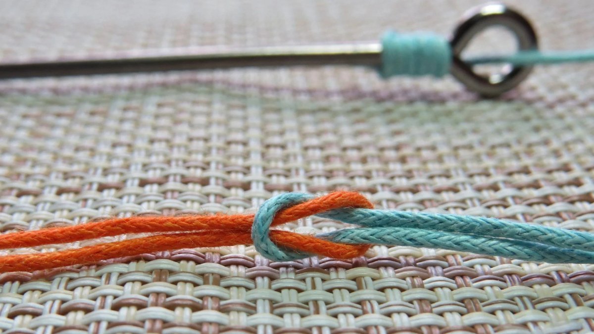 Overhand loop