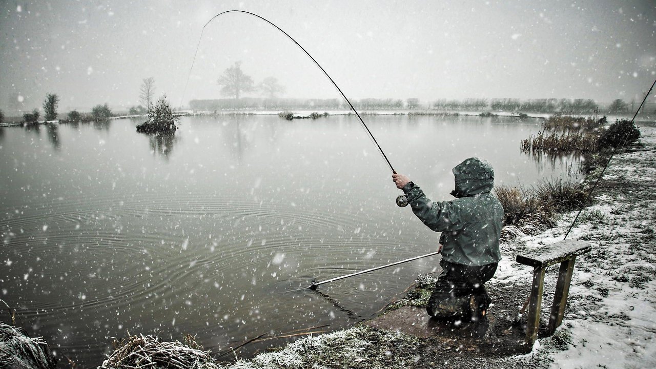 Необычная история на рыбалке в крещенский вечерок Необычная история на рыбалке в крещенский вечерок